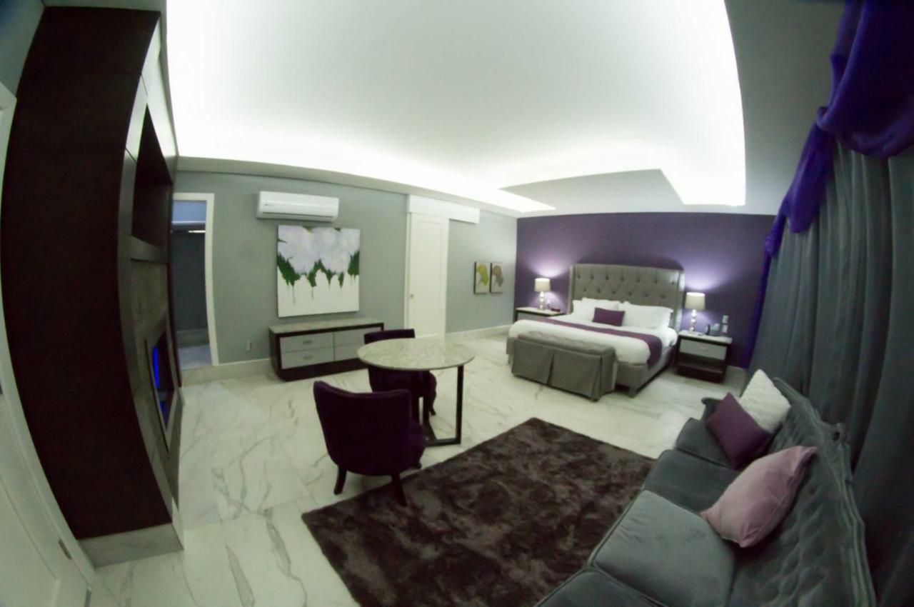 Gran Hotel Cantera La Plaza Nuevo Laredo Bagian luar foto
