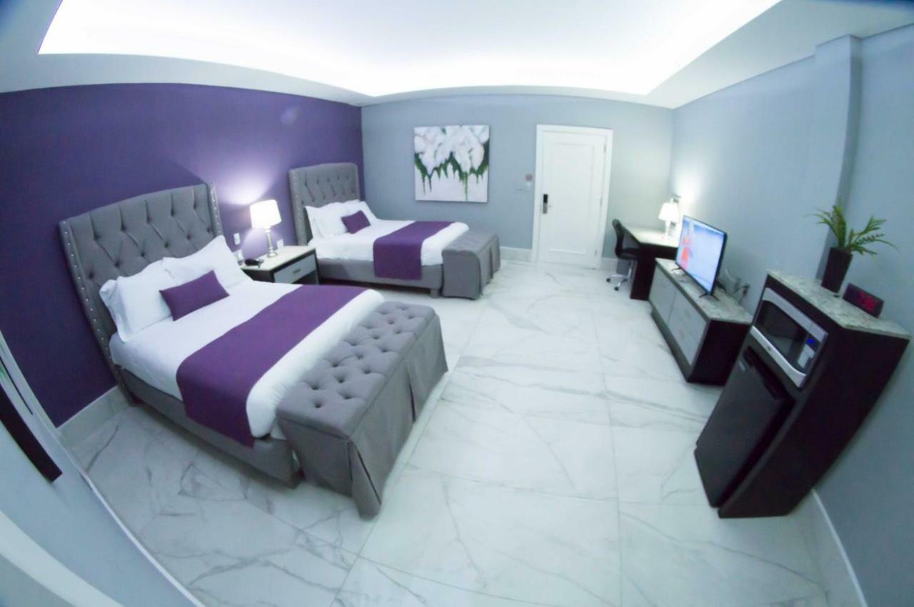 Gran Hotel Cantera La Plaza Nuevo Laredo Bagian luar foto