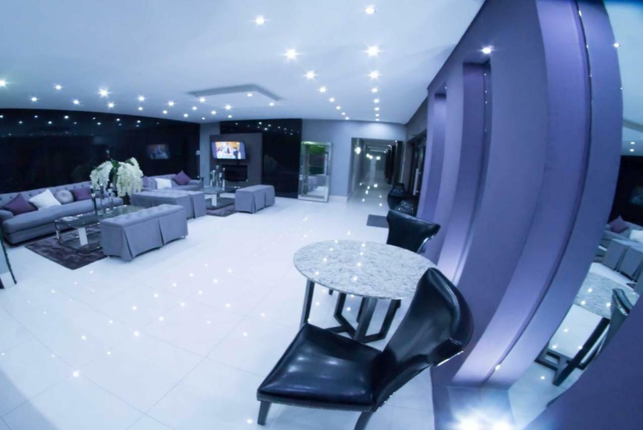Gran Hotel Cantera La Plaza Nuevo Laredo Bagian luar foto